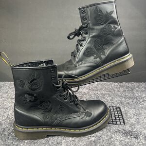 Dr Martens 1460 Vonda Mono Embroidered Floral Combat Boots Black Women’s Size 9